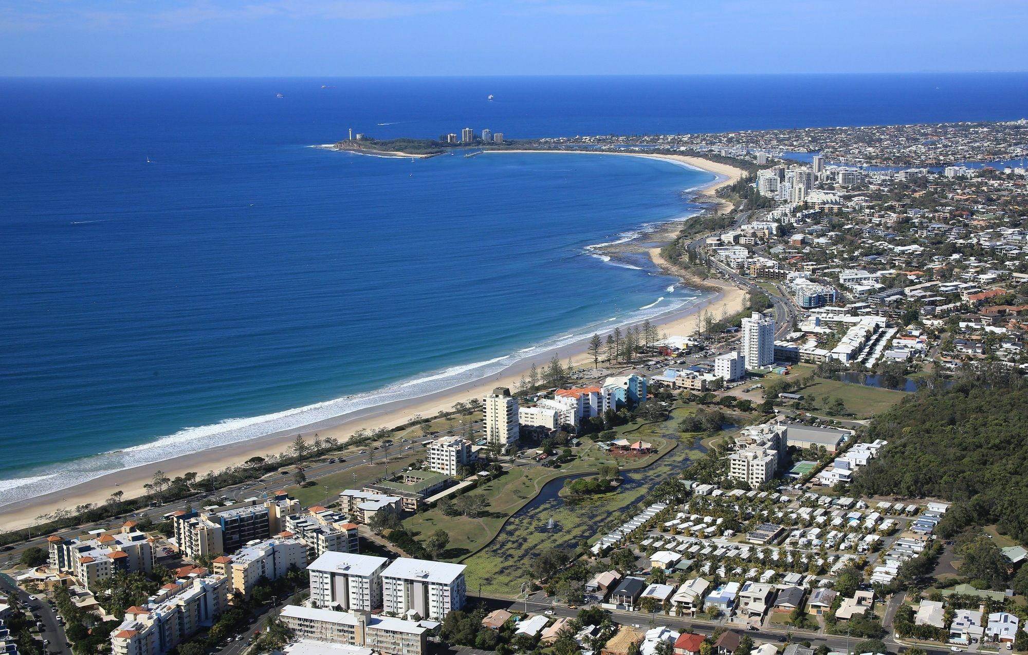 Alex Beach Cabins And Tourist Park Alexandra Headland Exterior photo